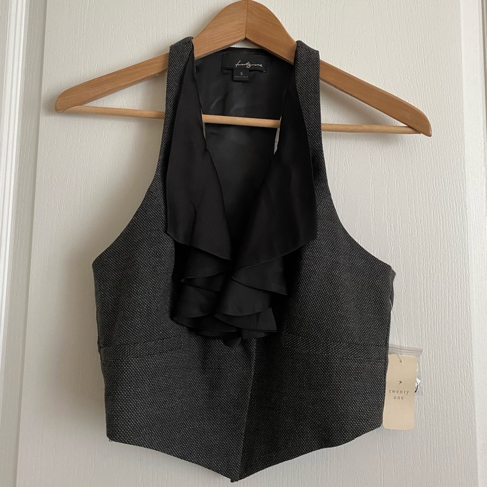 Forever 21 Ruffled Tweed Vest, Small